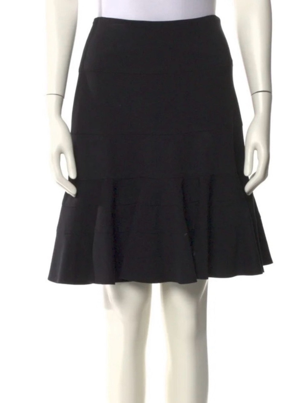 Akris Punto Black Flounce Knee-Length Skirt